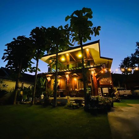 188 Teak House บ้านต้นสัก Csiangmaj Kültér fotó