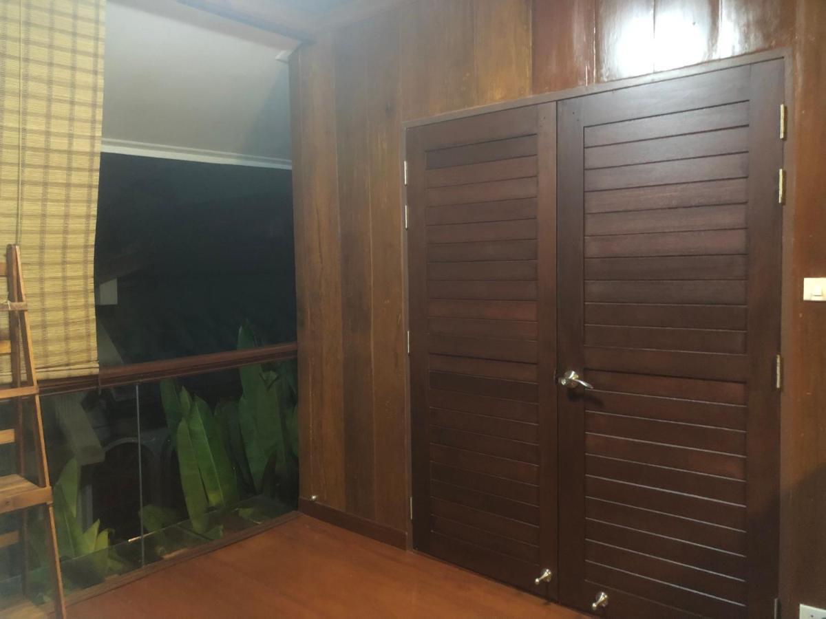 188 Teak House บ้านต้นสัก Csiangmaj Kültér fotó