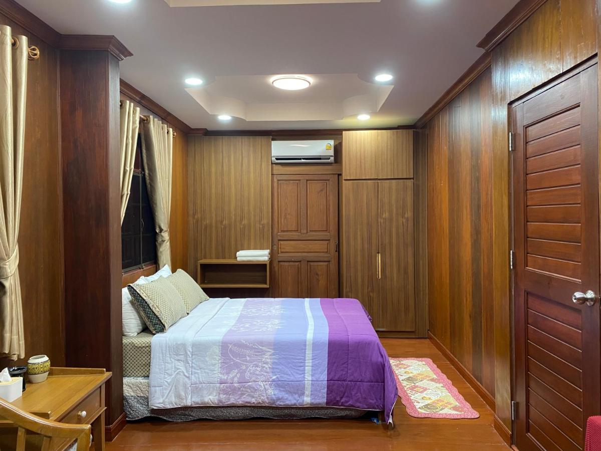 188 Teak House บ้านต้นสัก Csiangmaj Kültér fotó